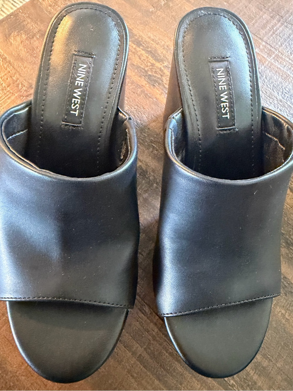 Nine West Black Open-Toe Platform Mules - Picture 2 of 4